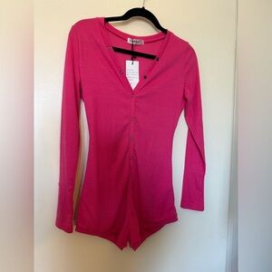 NWT Moxeay Long Sleeve Pink Romper with Short Shorts in Size Medium
